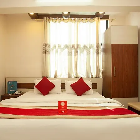 Oyo 219 Hotel Royal Kusum